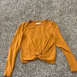 Ivoire shirt size small